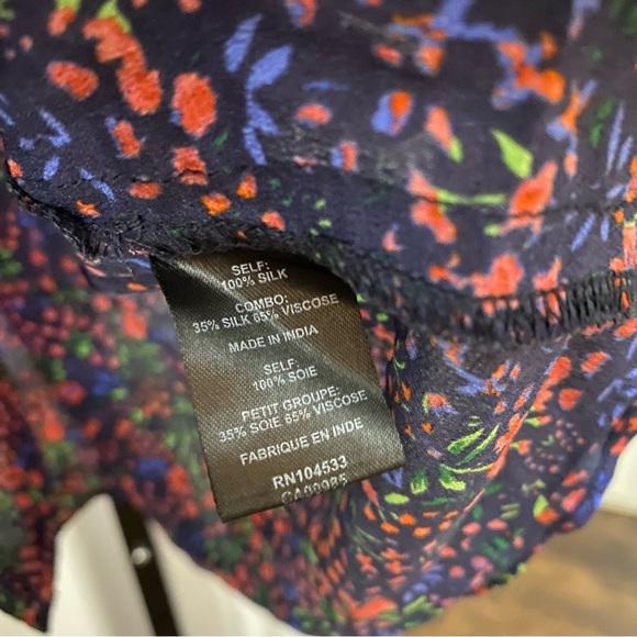 Nanette Lepore Ditzy Combo Silk Top Floral Animal Print Size 4 - Picture 6 of 8